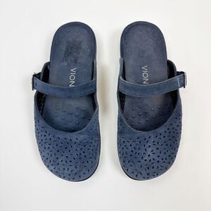 Vionic Lidia Suede Slip On Lasercut Mule Sandal Blue Size 7